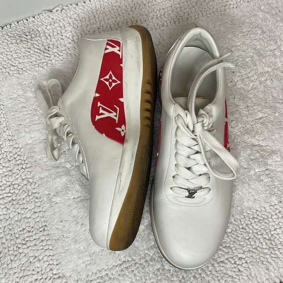 SUPREME x LV Collection . Size 5 in Men’s / run big… fits a 7.5Womens - Picture 4 of 4